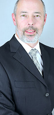 Portrait R. Nikolaus Regnery